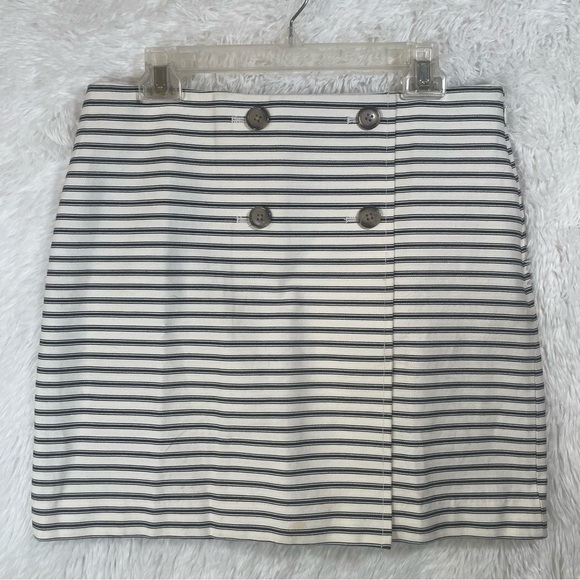 LOFT Dresses & Skirts - Ann Taylor LOFT Skirt